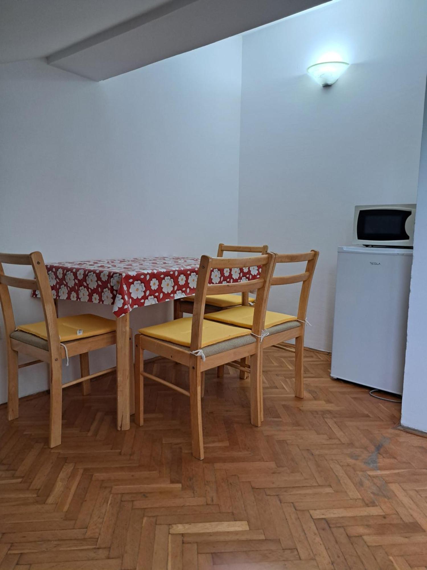 Apartment Djukanovic *